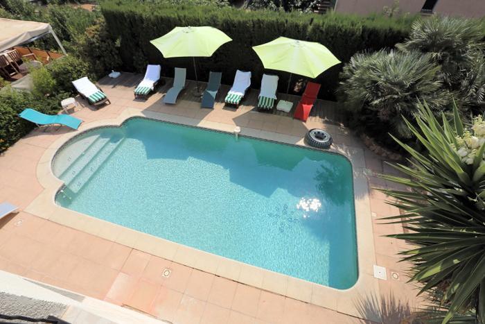 La Bastide Des Pins Bed & Breakfast Le Pradet Exterior photo